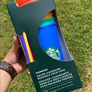 Starbucks color changing cups